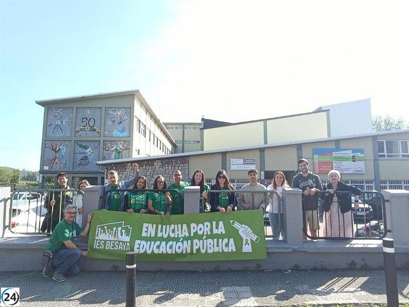 Más de la mitad de los profesores de la educación pública se unen a la huelga, de acuerdo a la Junta de Personal.