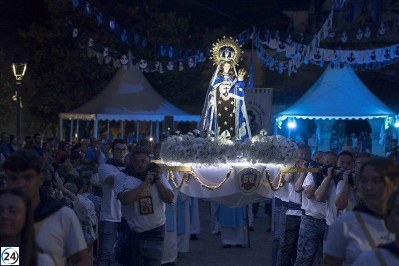 Revilla de Camargo se alista para la llegada de 15,000 peregrinos en la celebración de la Noche del Carmen.