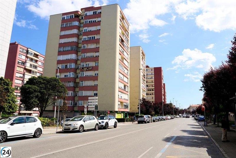 Dos mujeres arrestadas en Santander por atacar a sus parejas.