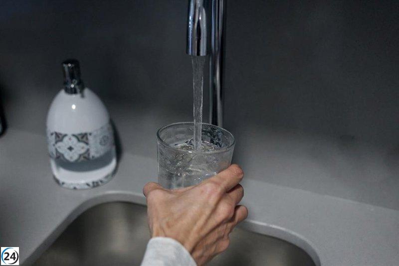 Corte de agua en la calle Perines por daño en tubería hasta la medianoche.