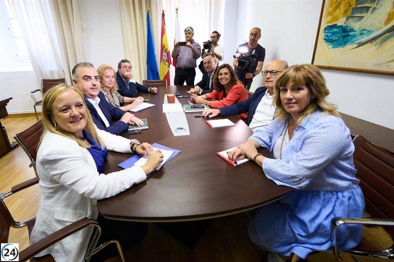 PP y PRC se reúnen para hablar sobre la investidura y acuerdan reunirse de nuevo.