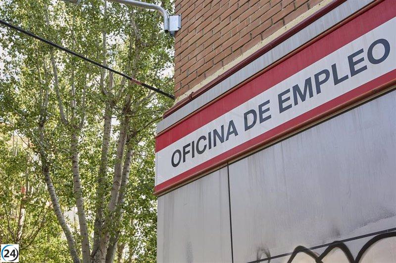 Cantabria lidera la segunda mayor reducción del desempleo en junio, con 1.380 personas encontrando trabajo.
