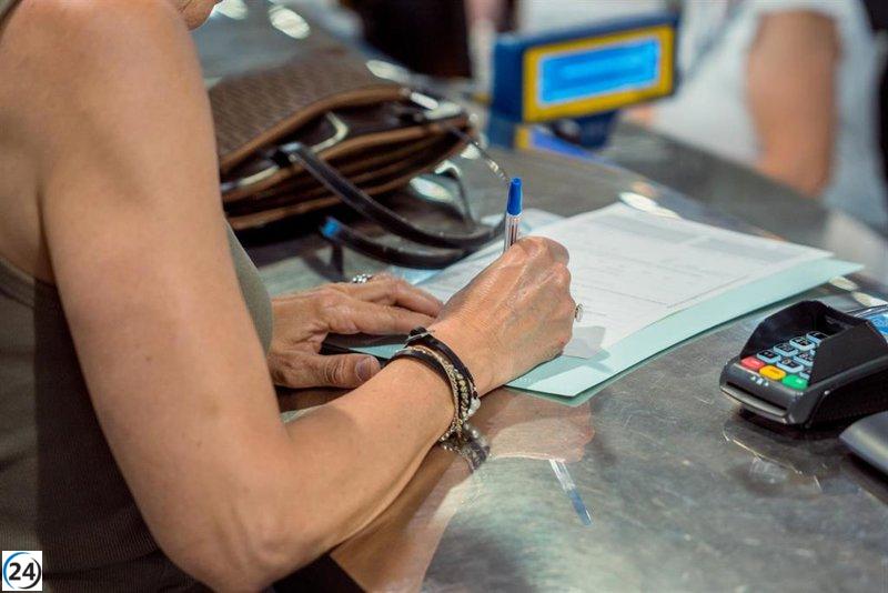 Correos extiende horarios y abre oficinas para favorecer el voto en fin de semana
