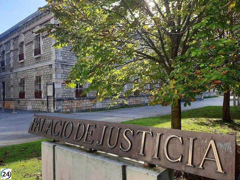 Presunto ladrón de bancos podría enfrentar hasta seis años de prisión tras atracar dos veces una sucursal del Banco Santander utilizando una pistola y cubriéndose el rostro.