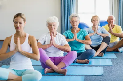Los beneficios para la salud de la práctica del yoga en Cantabria